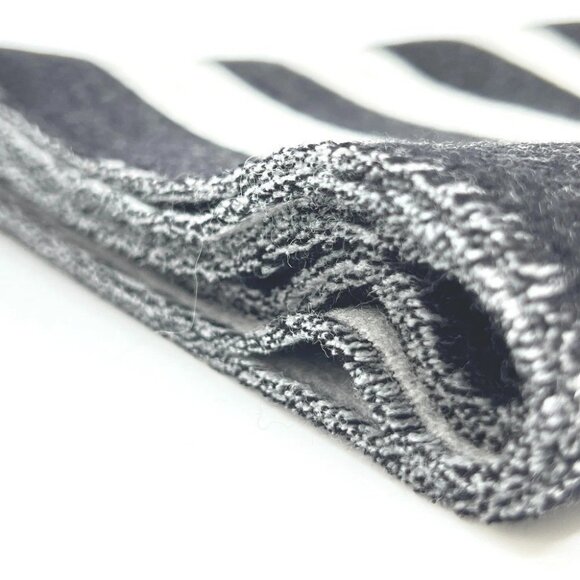 CHANEL CC Mark Bicolor Apparel accessories Scarf wool Black/White Unused - Picture 9 of 10